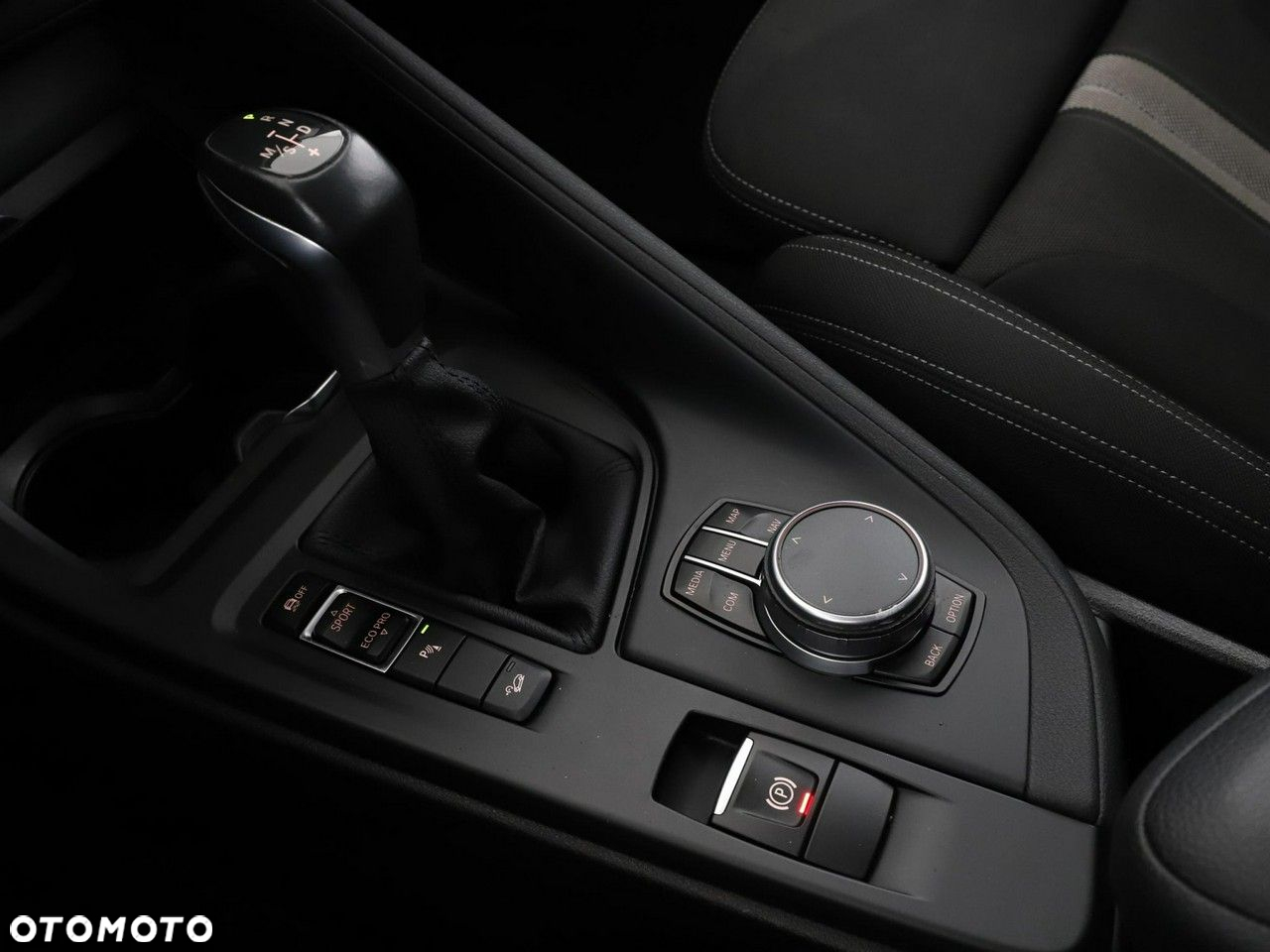 BMW X1 xDrive20d Advantage - 30