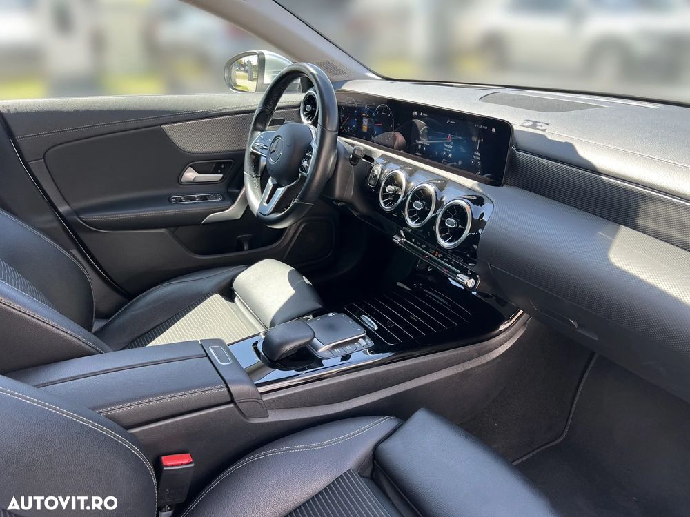 Mercedes-Benz CLA 180 d Coupe - 12