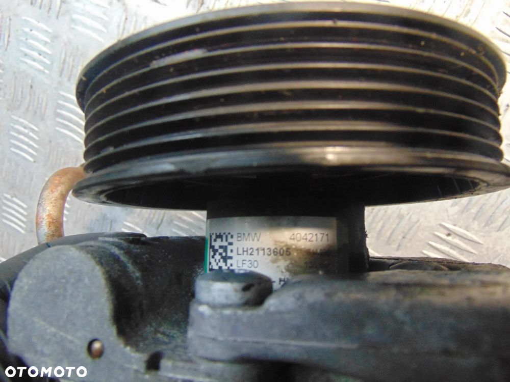 pompa wspomagania bmw n52b25 - 3