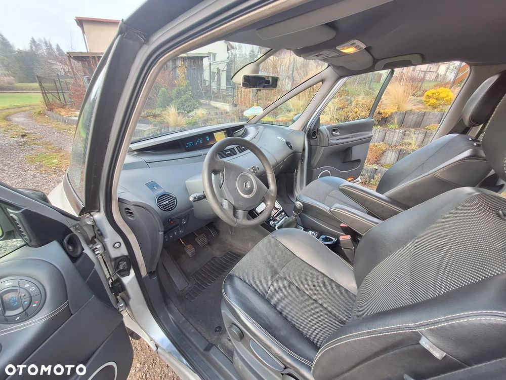 Renault Grand Espace - 21