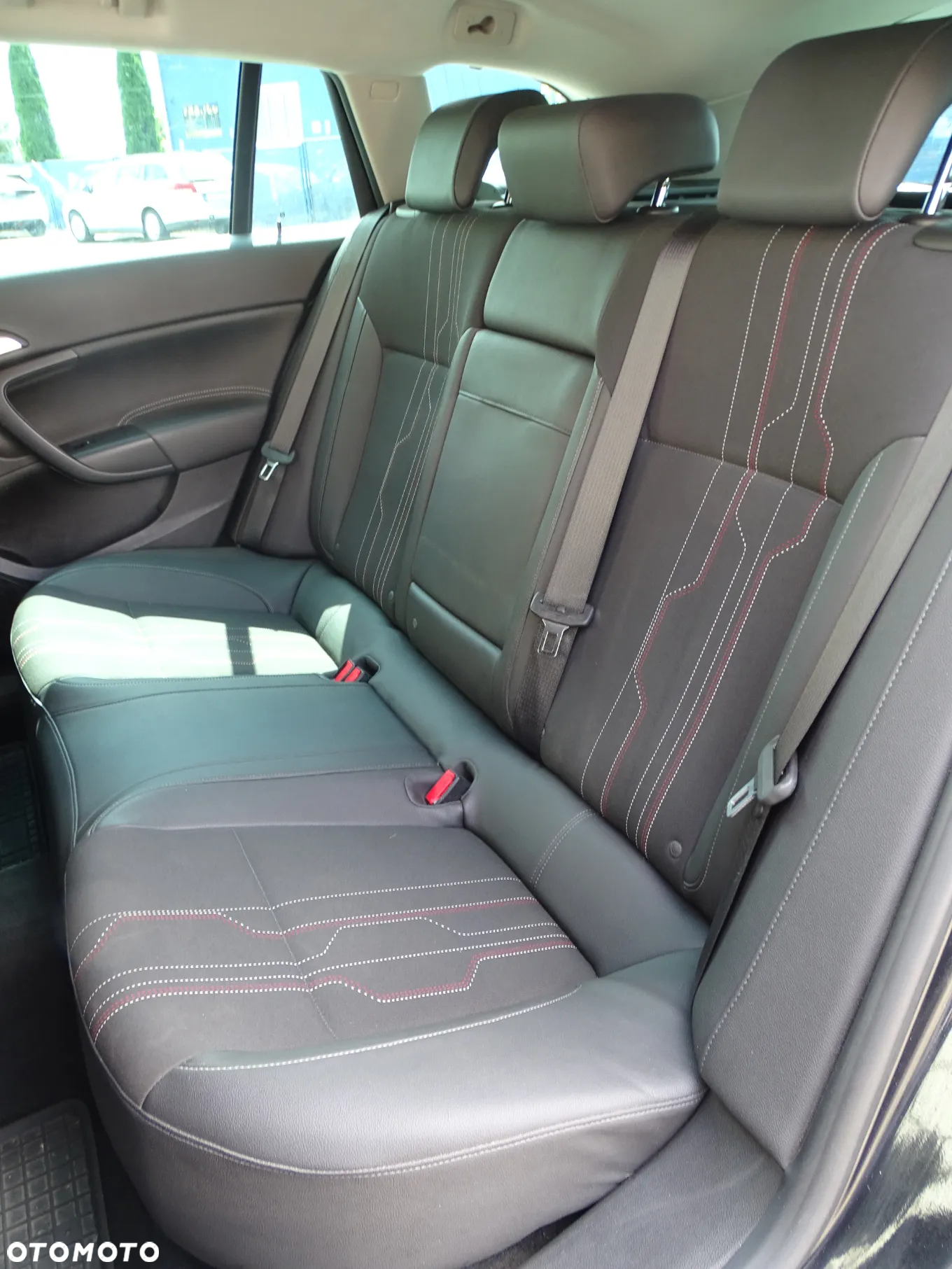 Opel Insignia 2.0 CDTI Cosmo - 8