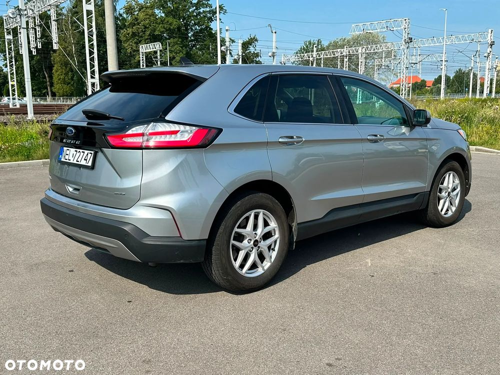 Ford Edge - 4