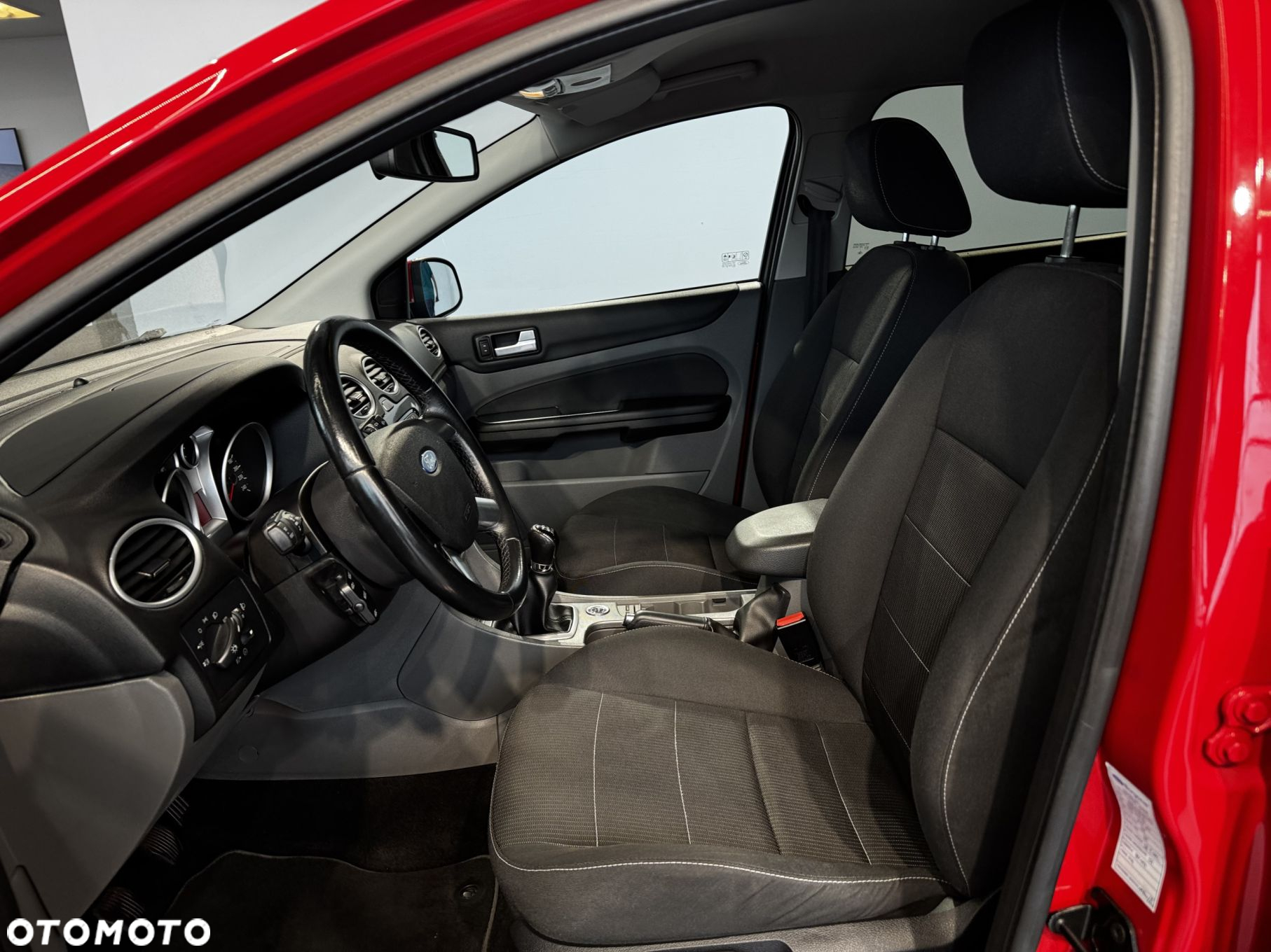 Ford Focus - 13