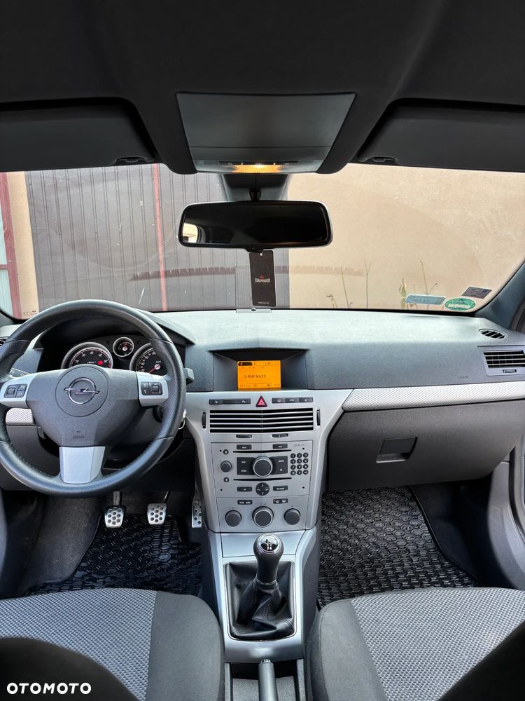 Opel Astra 1.8 Cosmo - 11