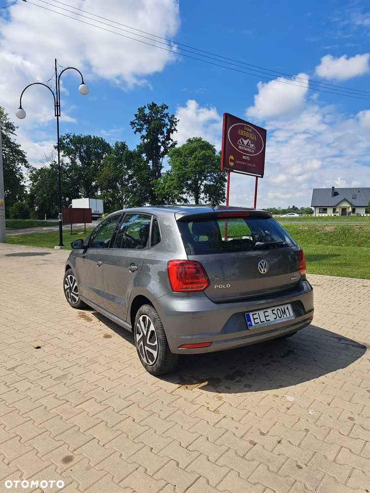 Volkswagen Polo 1.4 TDI Comfortline - 4