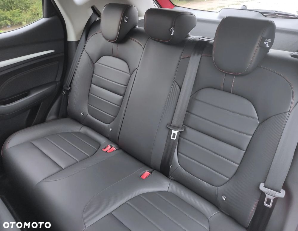 MG ZS 1.5 VTi-Tech Exclusive - 35