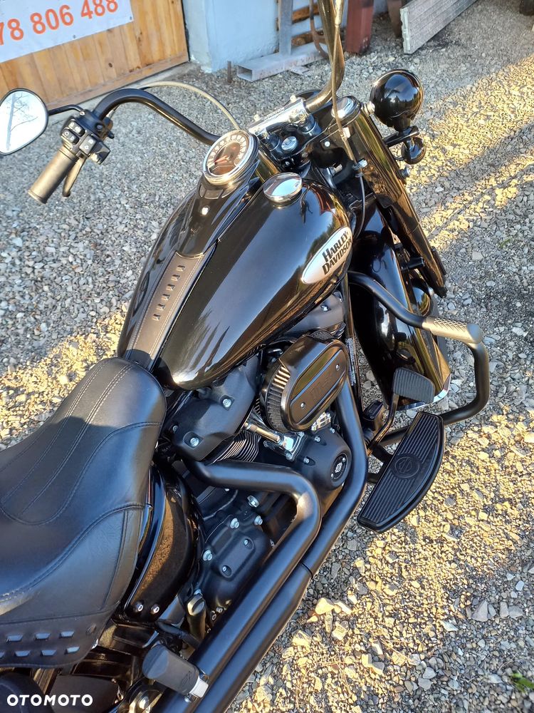 Harley-Davidson Softail Heritage Classic - 2