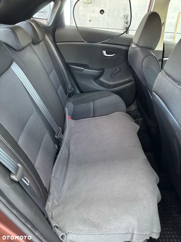 Hyundai i30 1.4 Comfort - 6