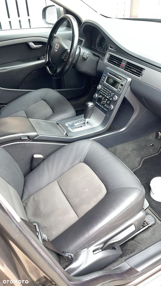 Volvo V70 - 9