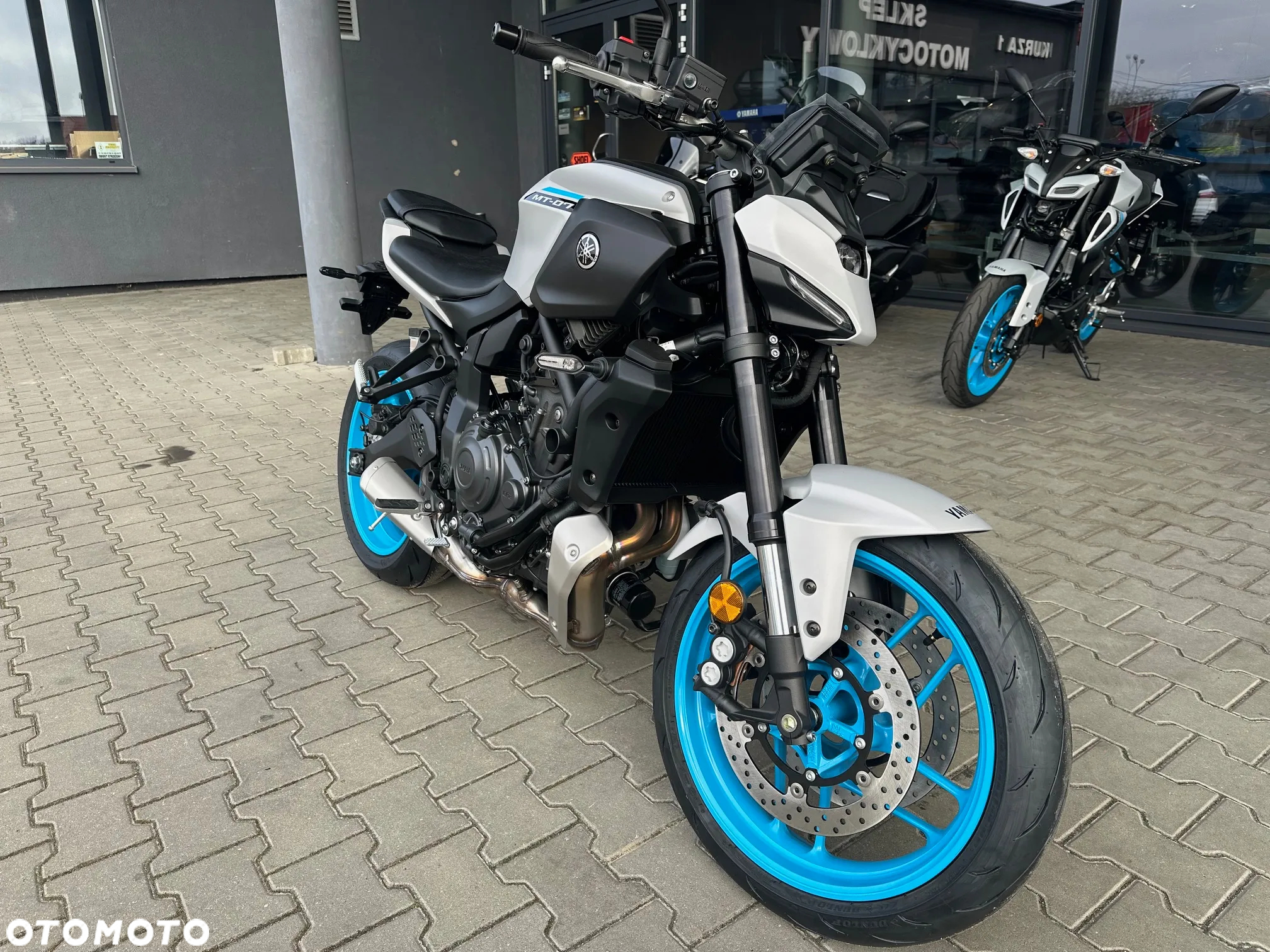 Yamaha MT - 5