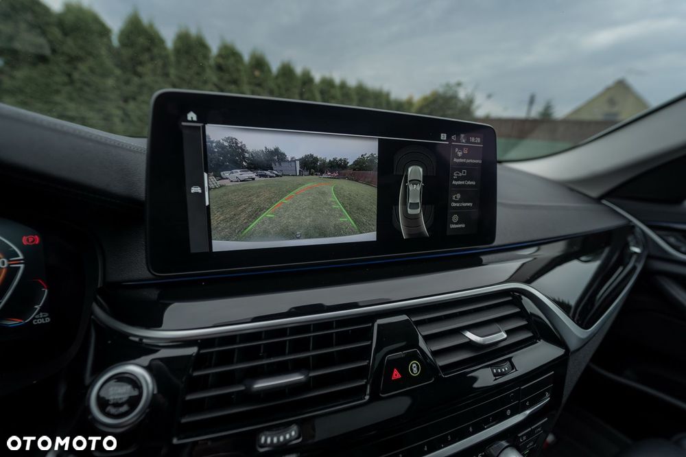 BMW Seria 5 520d xDrive Sport Line - 26