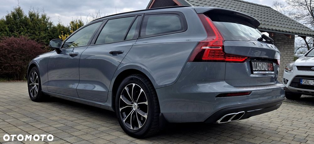 Volvo V60 B3 B Geartronic Momentum Pro - 17