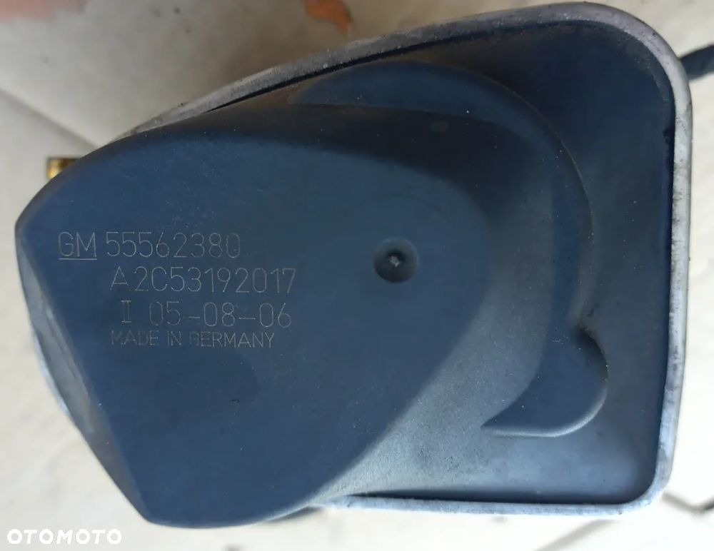 Alfa Romeo 159 przepustnica silnika 55562380 1.8 16V MPI - 3
