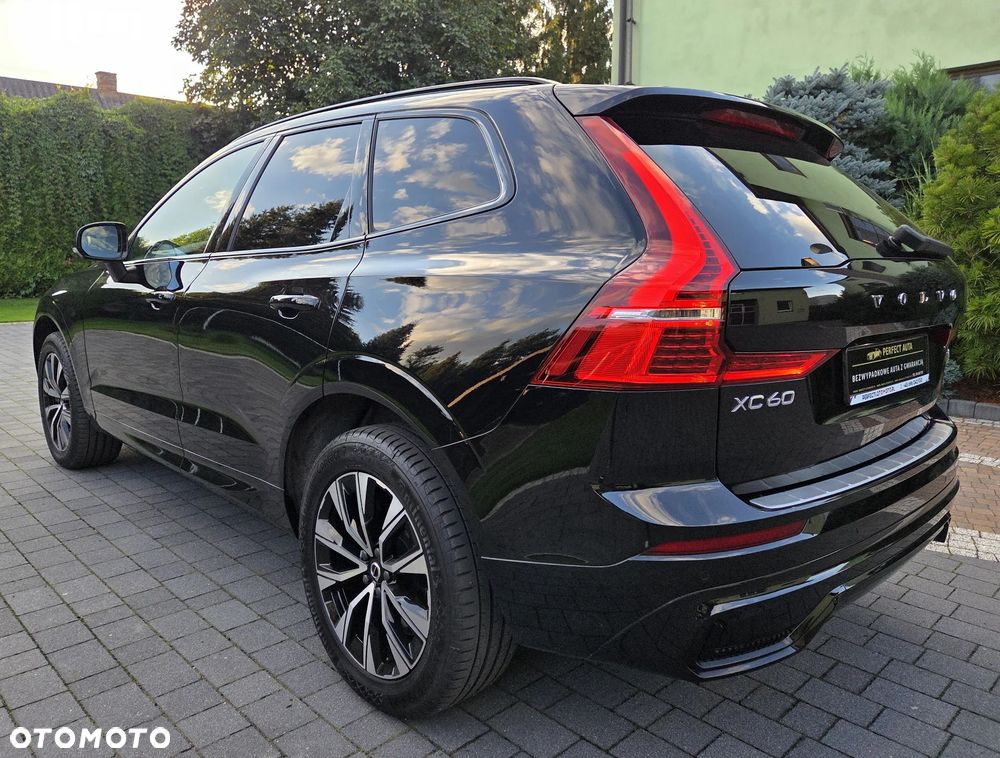 Volvo XC 60 B4 D AWD Ultimate Bright - 9