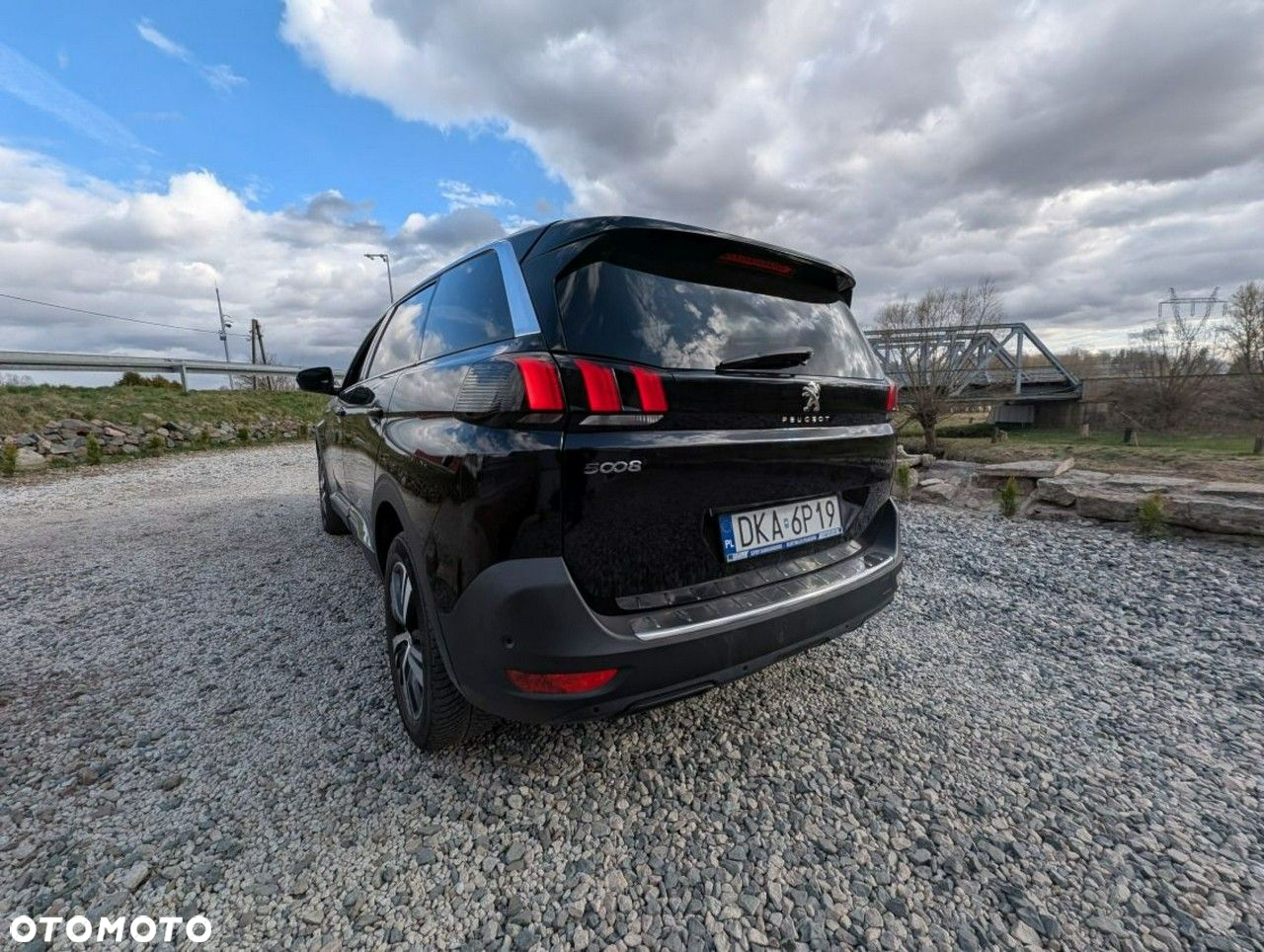 Peugeot 5008 - 8