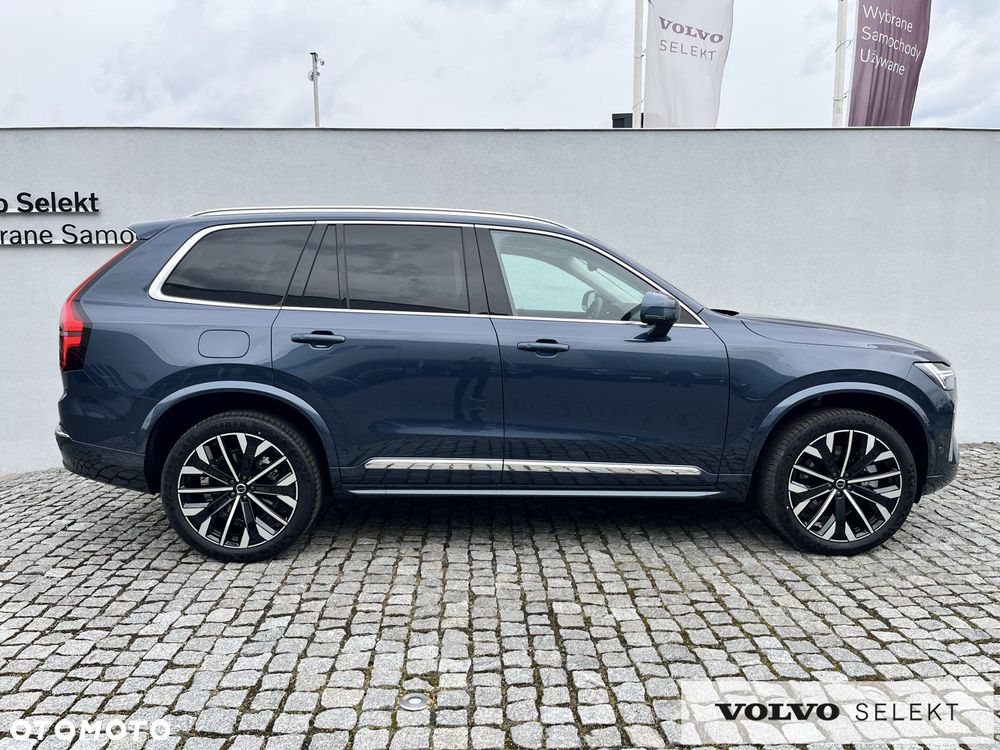 Volvo XC 90 - 7