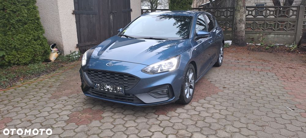 Ford Focus 1.5 EcoBlue Start-Stopp-System ST-LINE DESIGN - 11