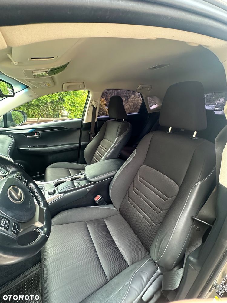 Lexus NX 200t Elegance AWD - 23