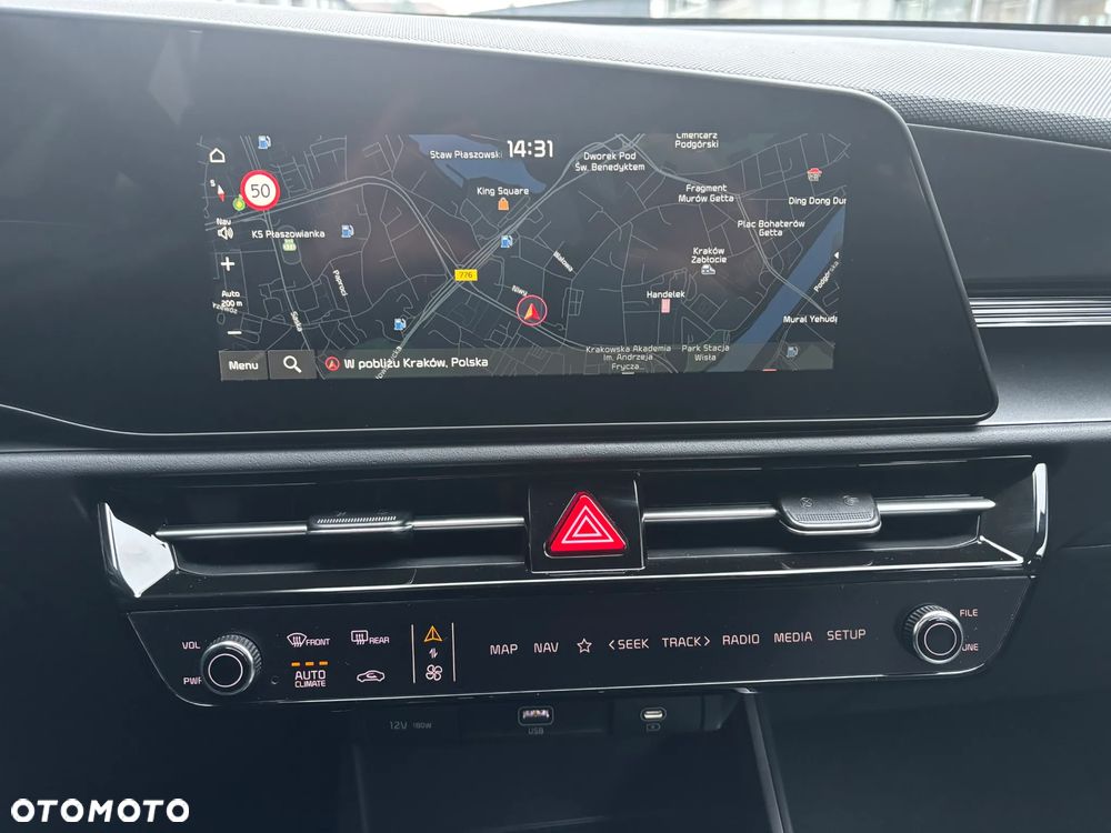 Kia Niro 1.6 GDI Hybrid M - 21