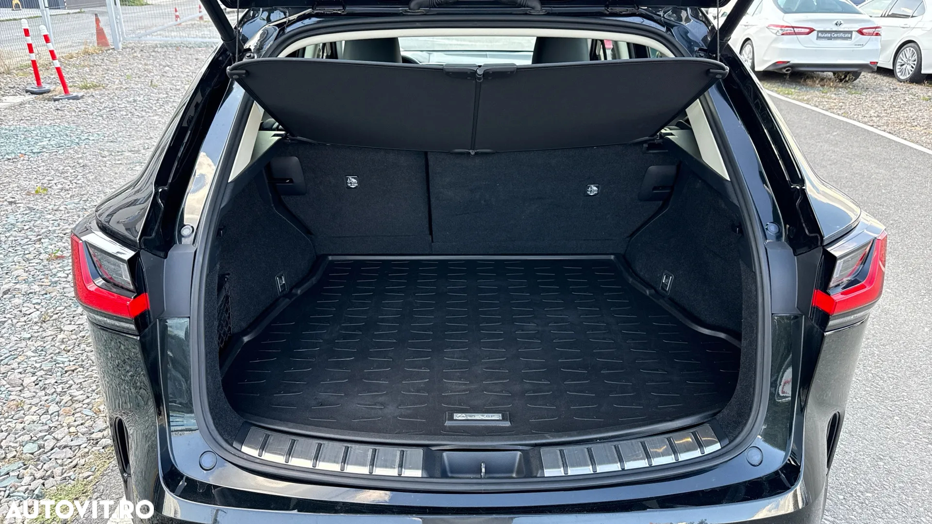 Lexus Seria NX 350h AWD CVT HEV Business - 13