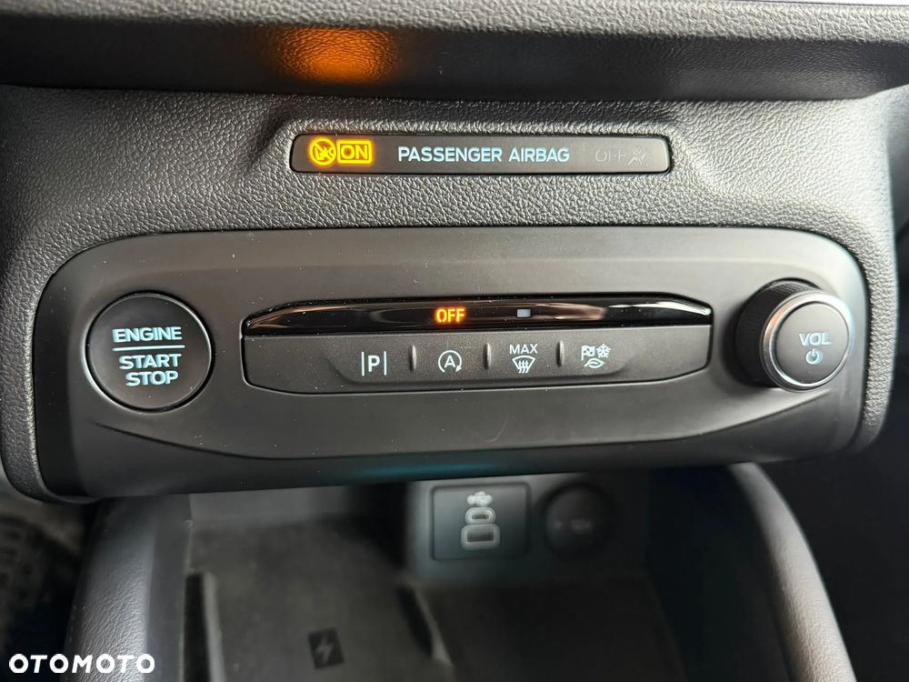 Ford Focus 1.0 EcoBoost Titanium X - 21