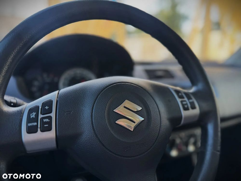 Suzuki Swift 1.3 A-M-T Comfort - 15