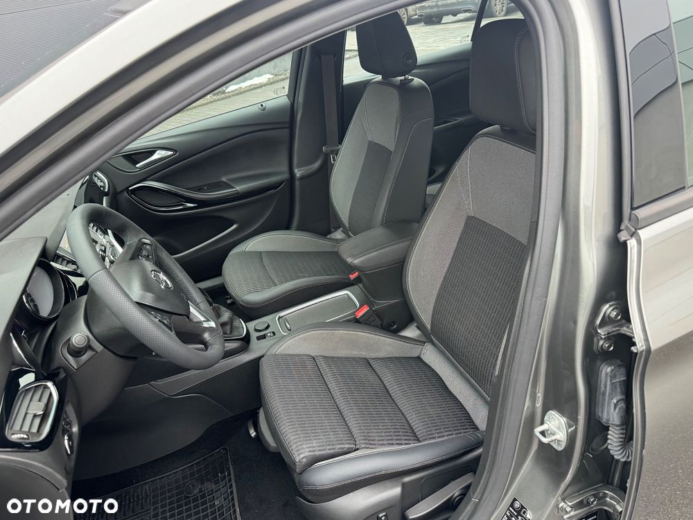 Opel Astra 1.2 T Edition S&S - 7