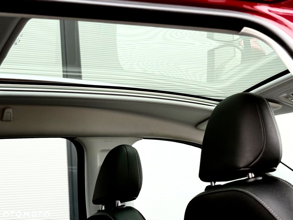 Peugeot 2008 1.6 BlueHDi Allure S&S - 8