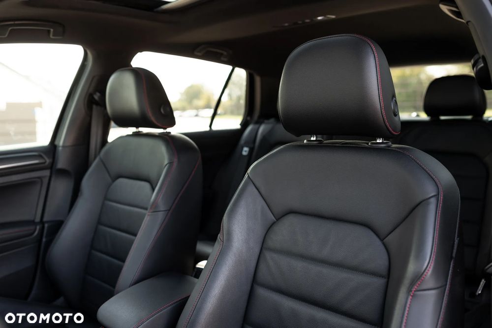 Volkswagen Golf - 14