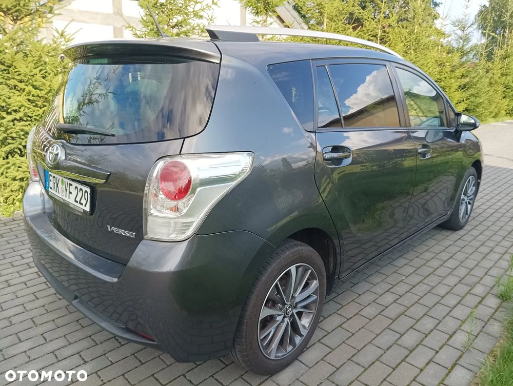 Toyota Verso 1.8 7-Sitzer Executive - 6