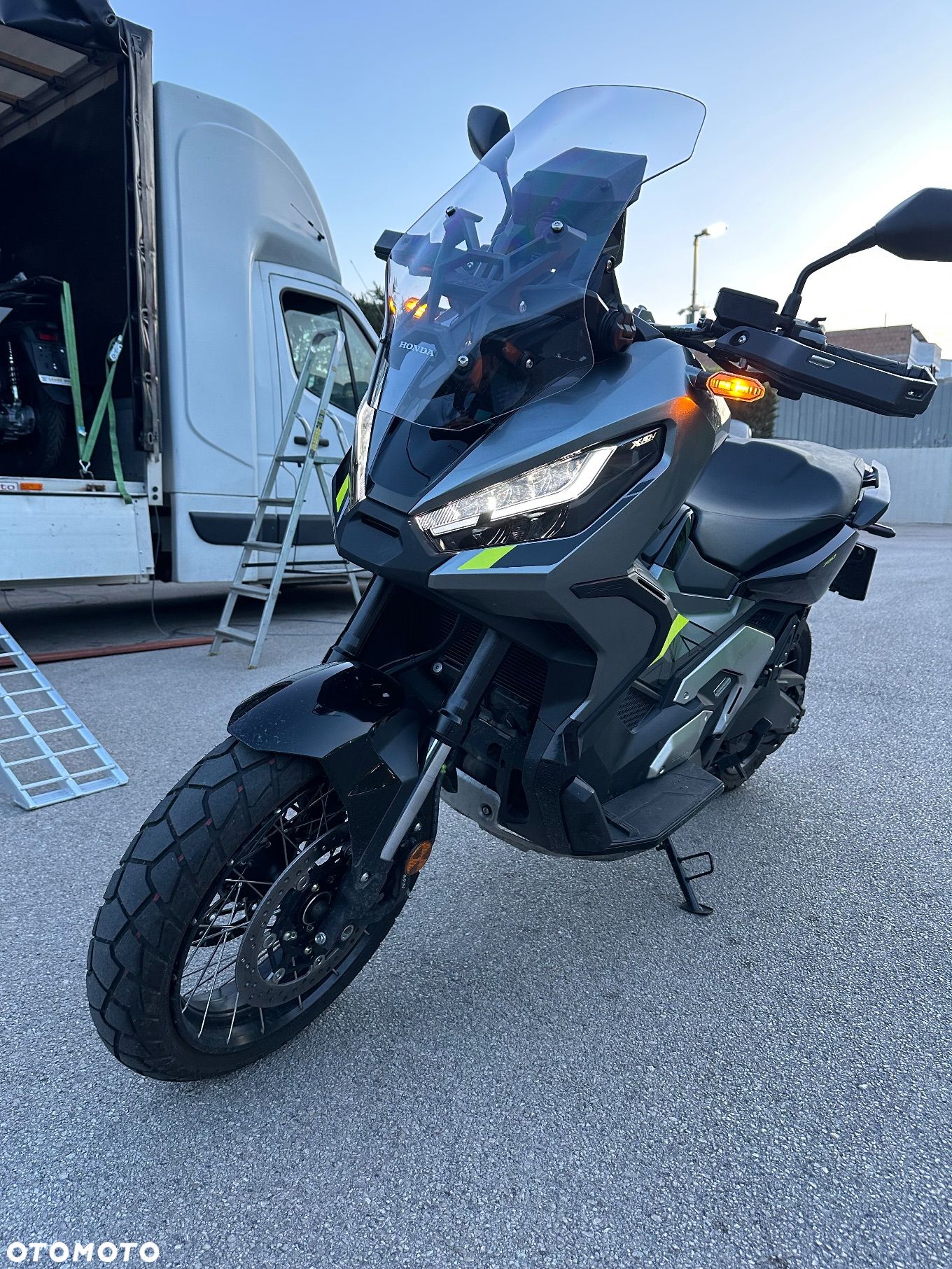 Honda X-ADV - 1