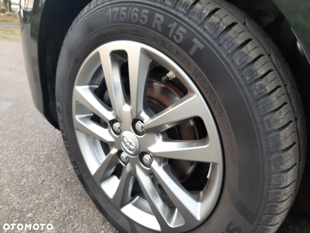 Toyota Yaris 1.33 VVT-i Edition - 18