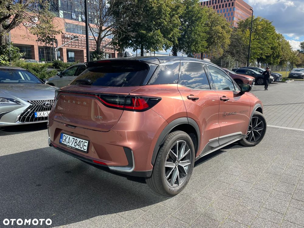 Lexus LBX 1.5 Hybrid Cool - 3