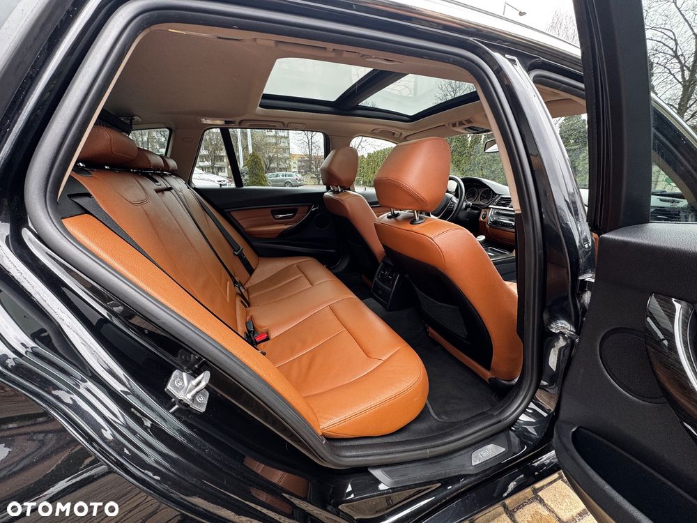 BMW Seria 3 320d Luxury Line EU6 - 28