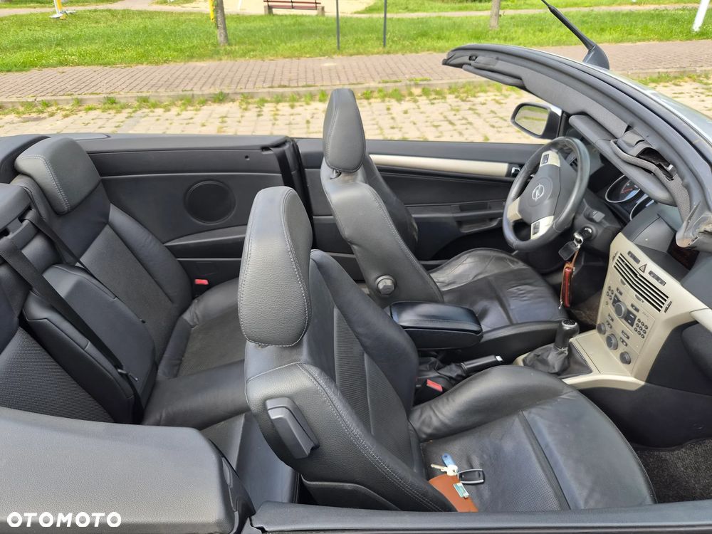 Opel Astra 1.9 CDTI Cosmo - 7