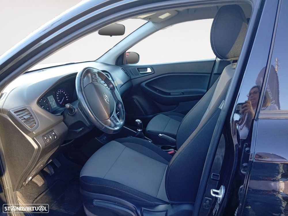 Hyundai i20 1.2 Comfort - 9