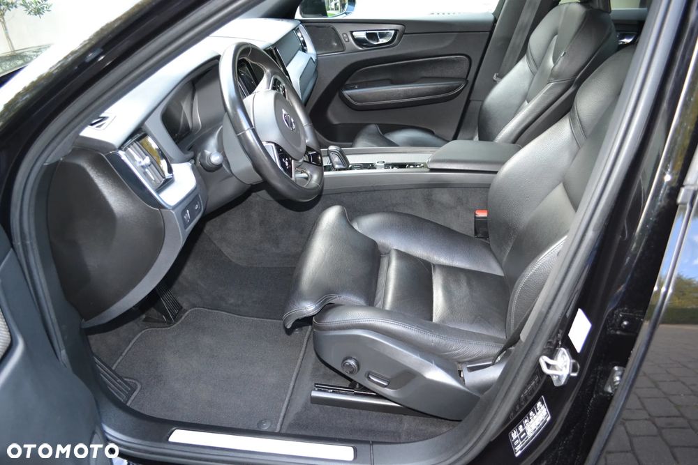 Volvo XC 60 - 18
