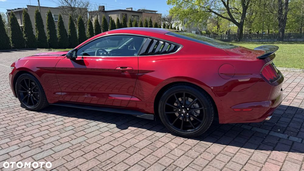 Ford Mustang 3.7 V6 Premium - 10