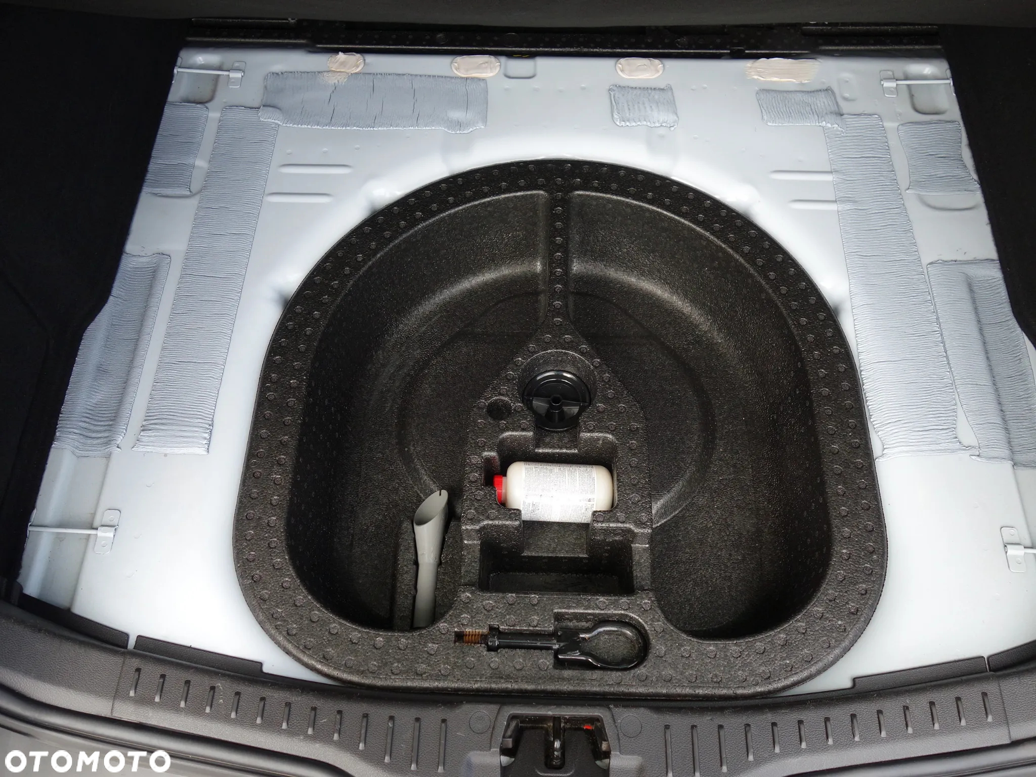 Ford Focus Turnier 1.5 EcoBlue Start-Stopp-System TITANIUM - 15