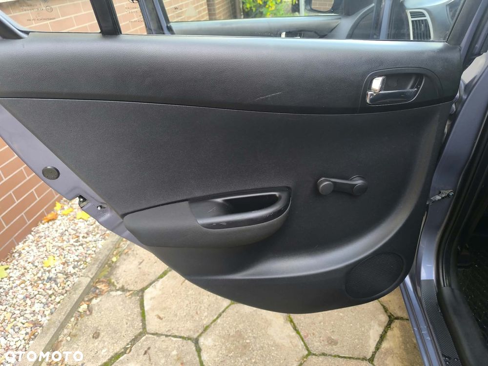 Hyundai i20 - 7