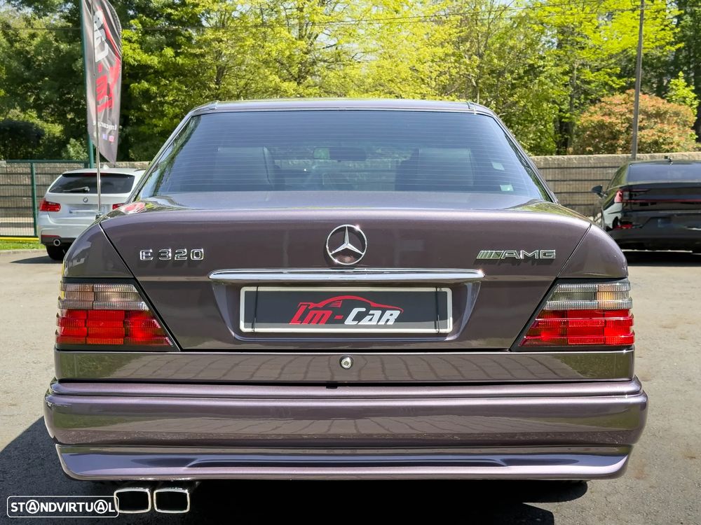 Mercedes-Benz E 320 - 3