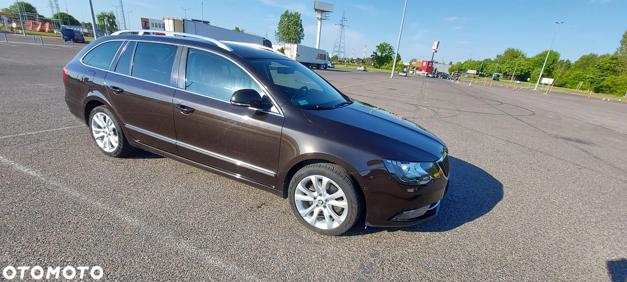 Skoda Superb 2.0 TDI Elegance DSG - 2