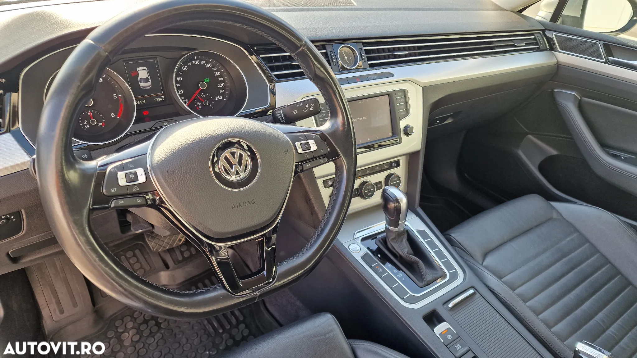 Volkswagen Passat - 15