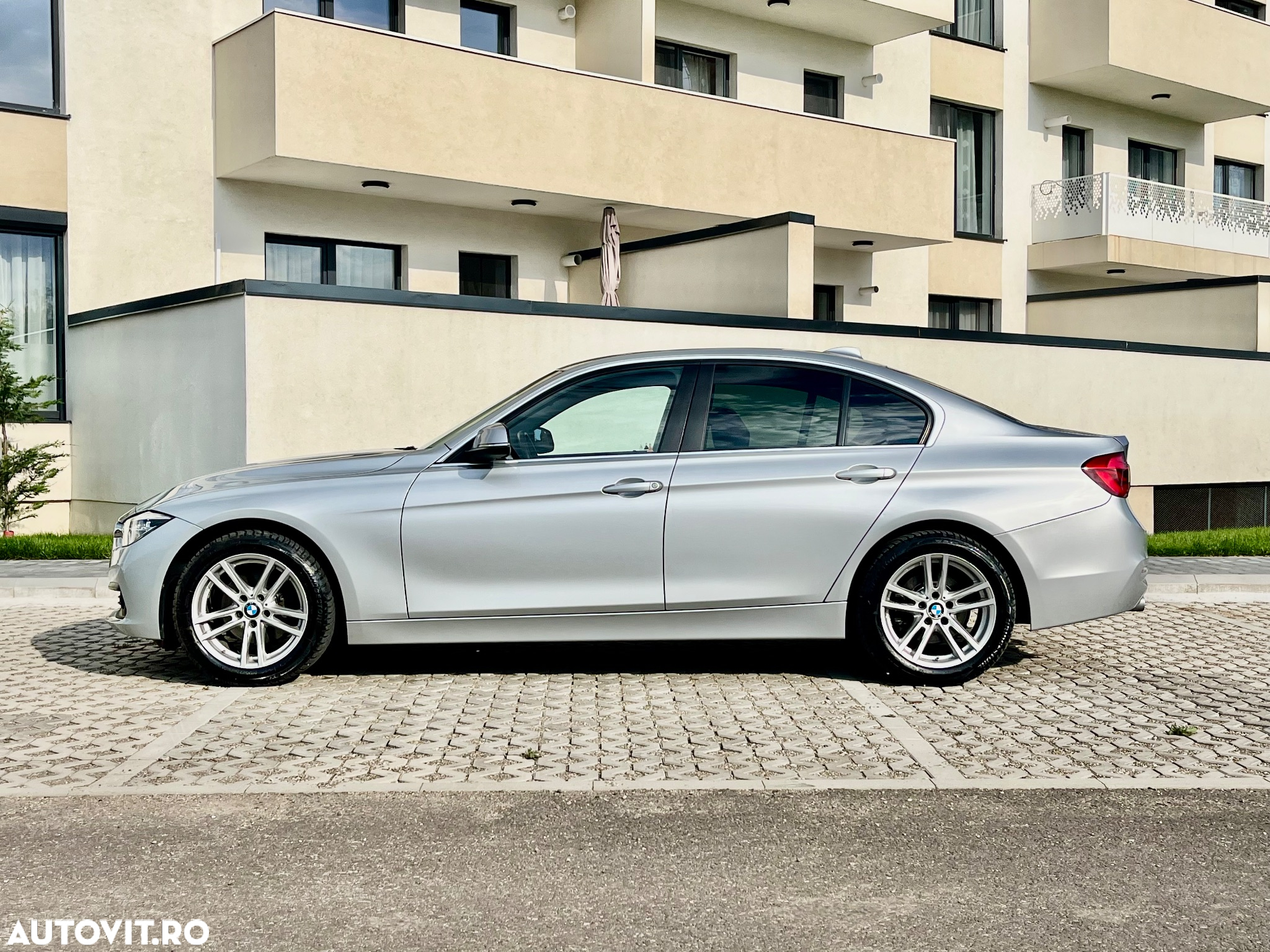 BMW Seria 3 - 15