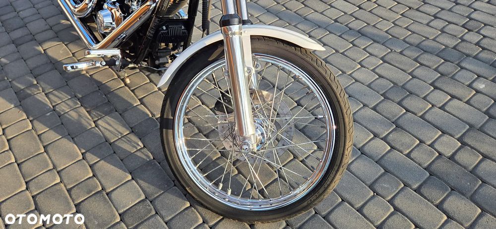 Harley-Davidson Dyna Wide Glide - 26
