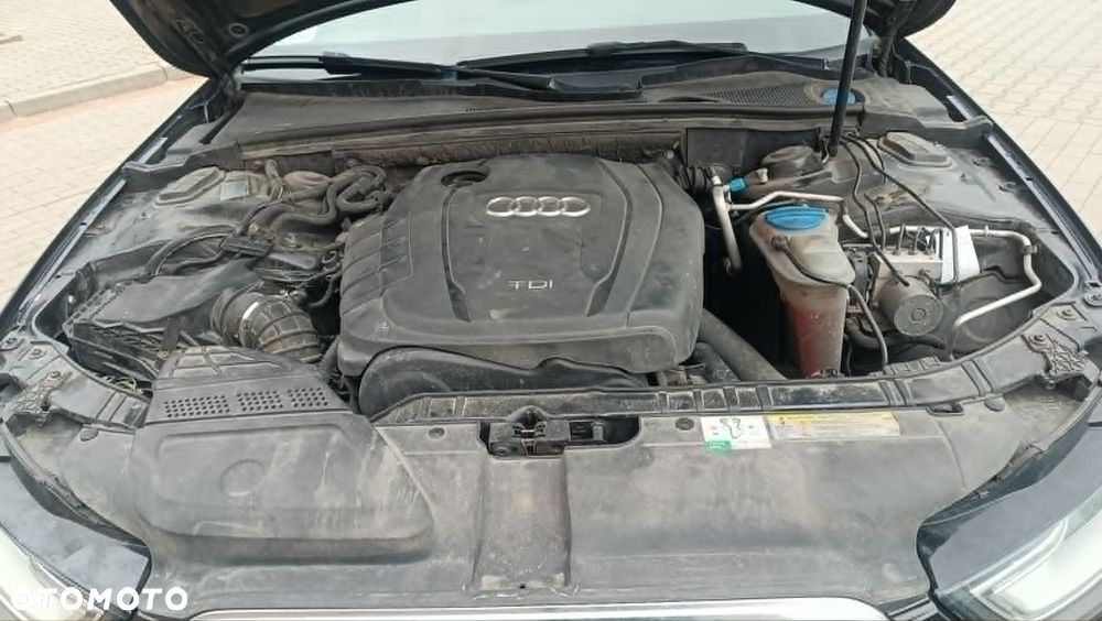 Audi A4 Avant 2.0 TDI Quattro S tronic - 24