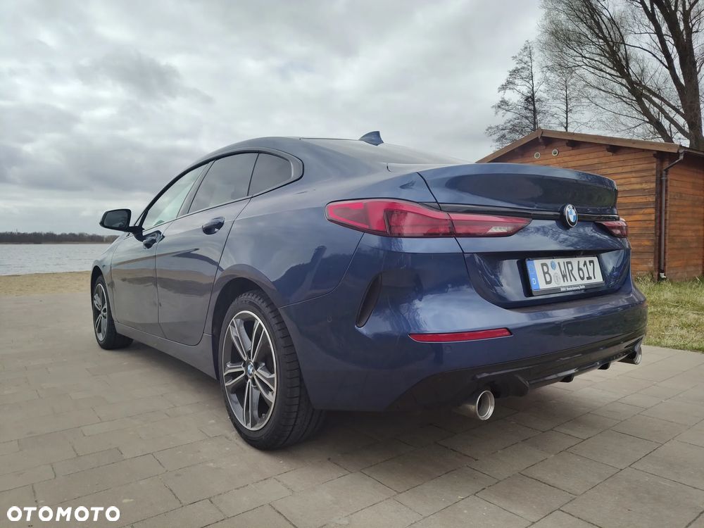 BMW Seria 2 218d Sport-Aut Sport Line - 19