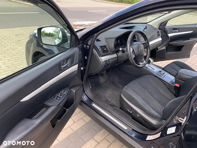 Subaru Outback - 36