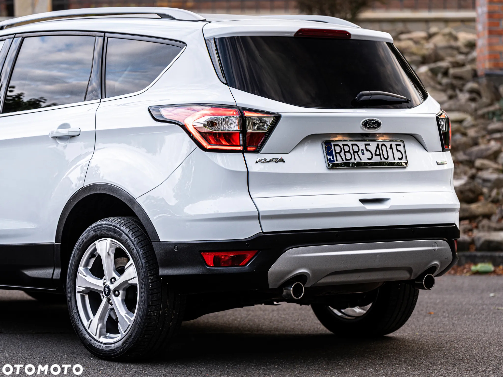 Ford Kuga 1.5 EcoBoost 4x4 Titanium - 20