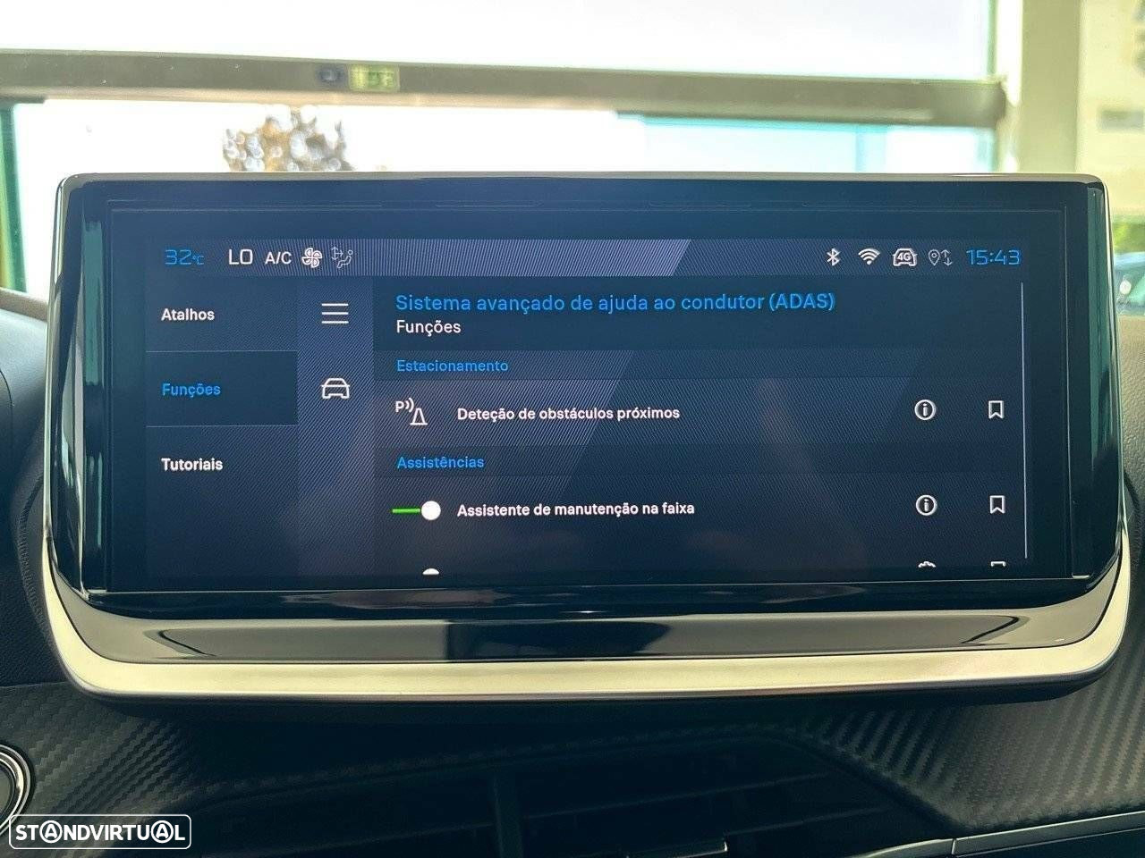 Peugeot e-2008 54 kWh Allure - 15